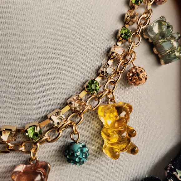 Nwt Betsey Johnson Gummy Bear Frontal Necklace - Picture 10 of 17